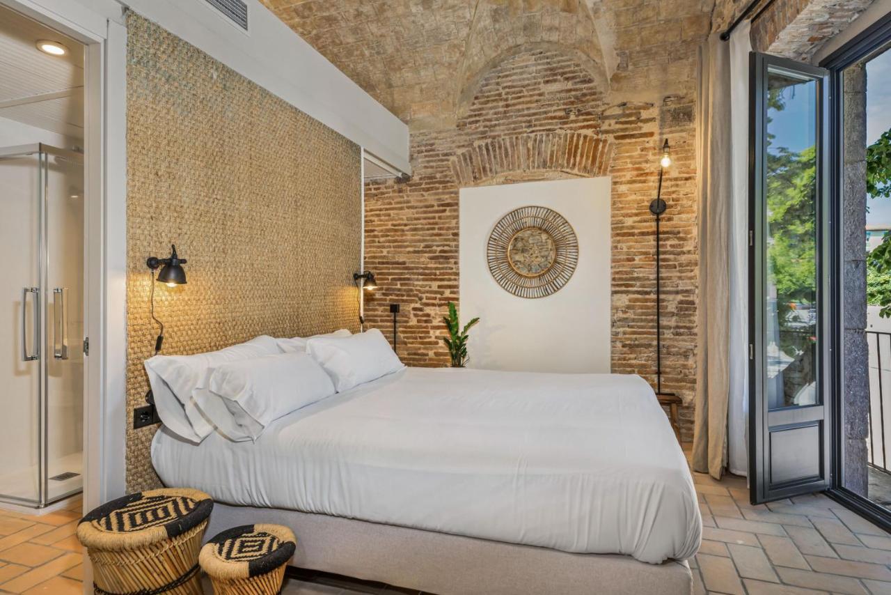 La Comuna By Bon Dia Residences Girona Bagian luar foto